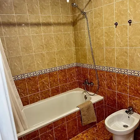 Appartement Skon Med Havudsigt Og Taet Pa Stranden