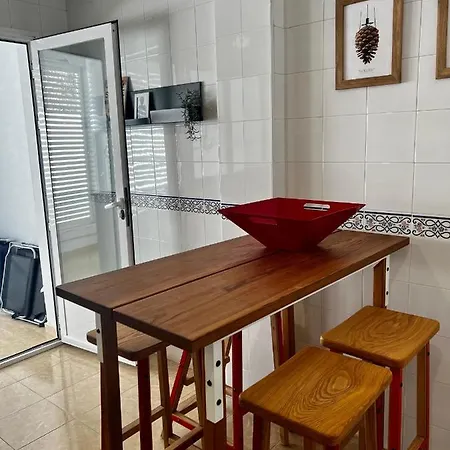Appartement Skon Med Havudsigt Og Taet Pa Stranden Torreguadiaro