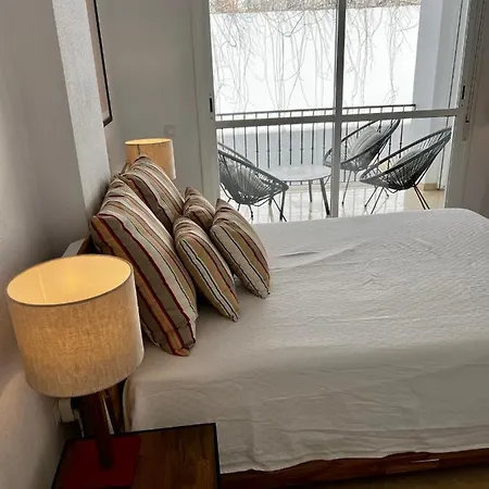 Skon Med Havudsigt Og Taet Pa Stranden * Torreguadiaro