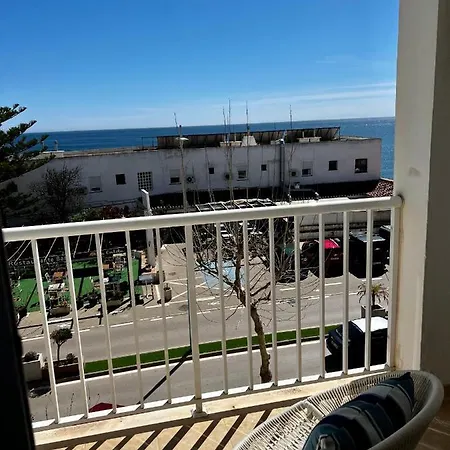 Appartement Skon Med Havudsigt Og Taet Pa Stranden Torreguadiaro